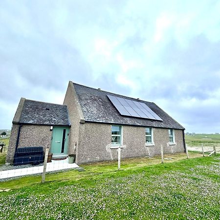 Modern Refurbished Church Nr Butt Of Lewis Beaches Port of Ness 外观 照片